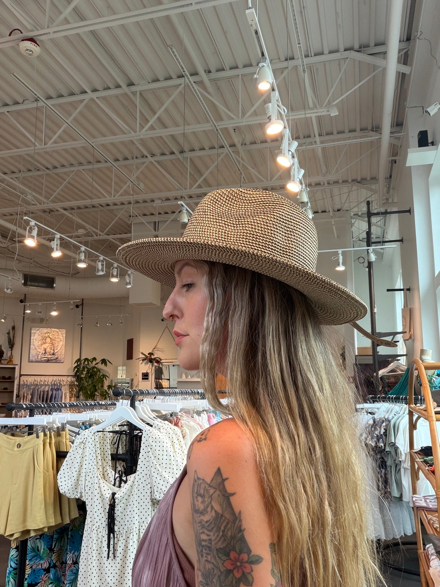 SUNHAT